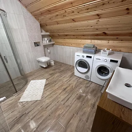 شقة Apartament Lostowka